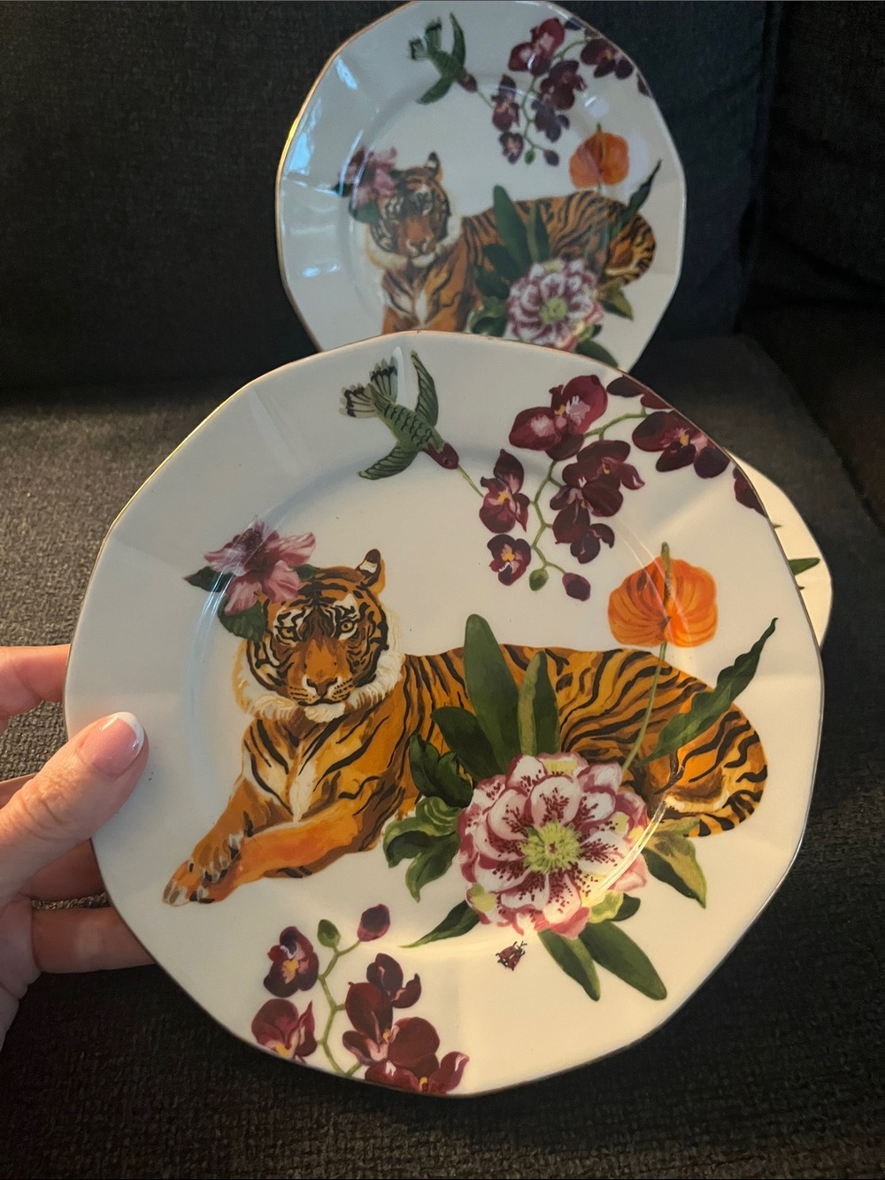 Anthropologie Tiger (salad dessert) plates (set of 4) in pristine condition! - Picture 2 of 5